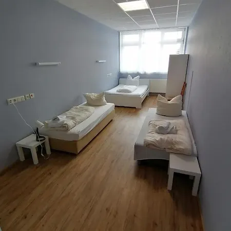 3 Bett Zimmer Pensión Ramstein-Miesenbach
